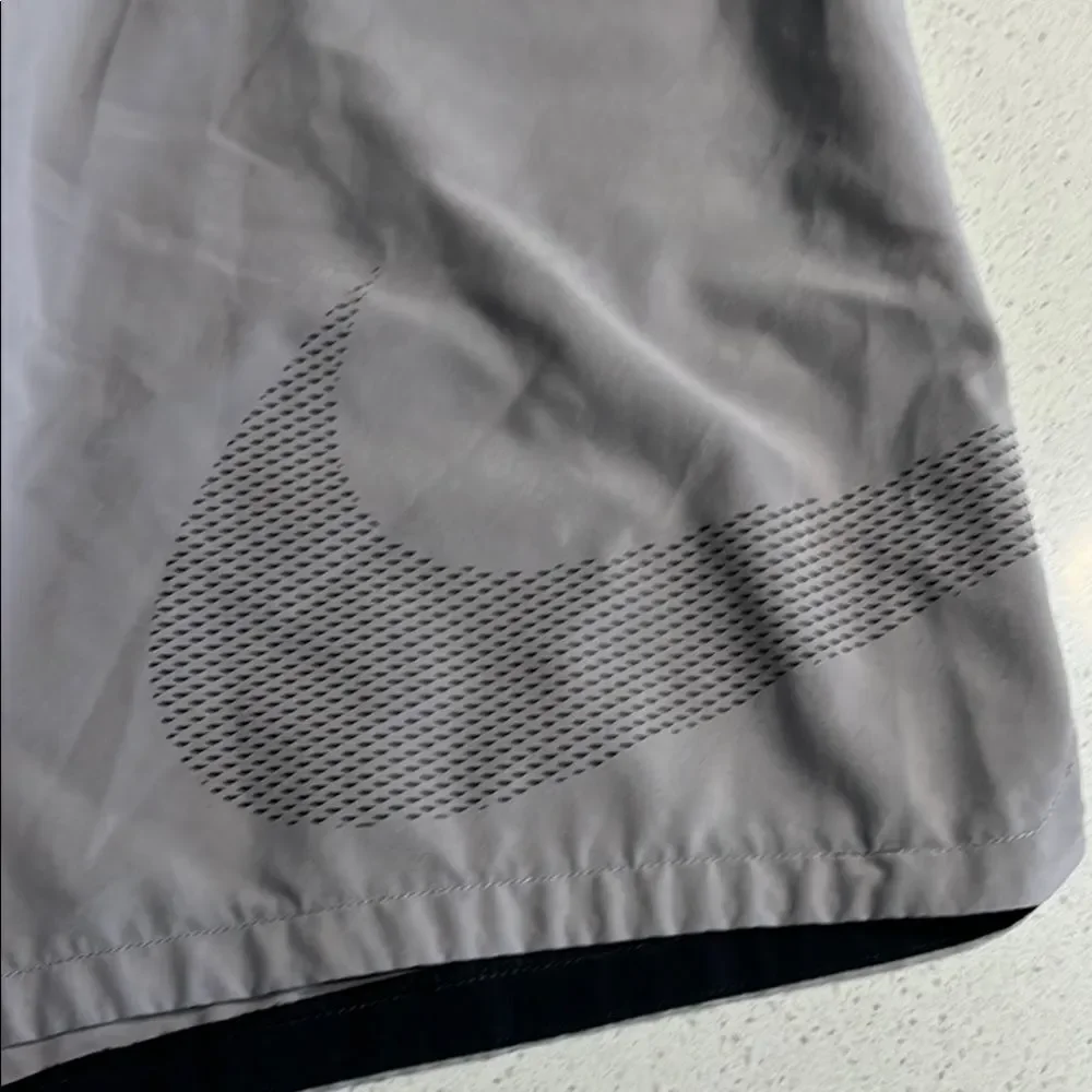 Nike Gray Athletic Shorts Lightweight Elastic Waist Size M
